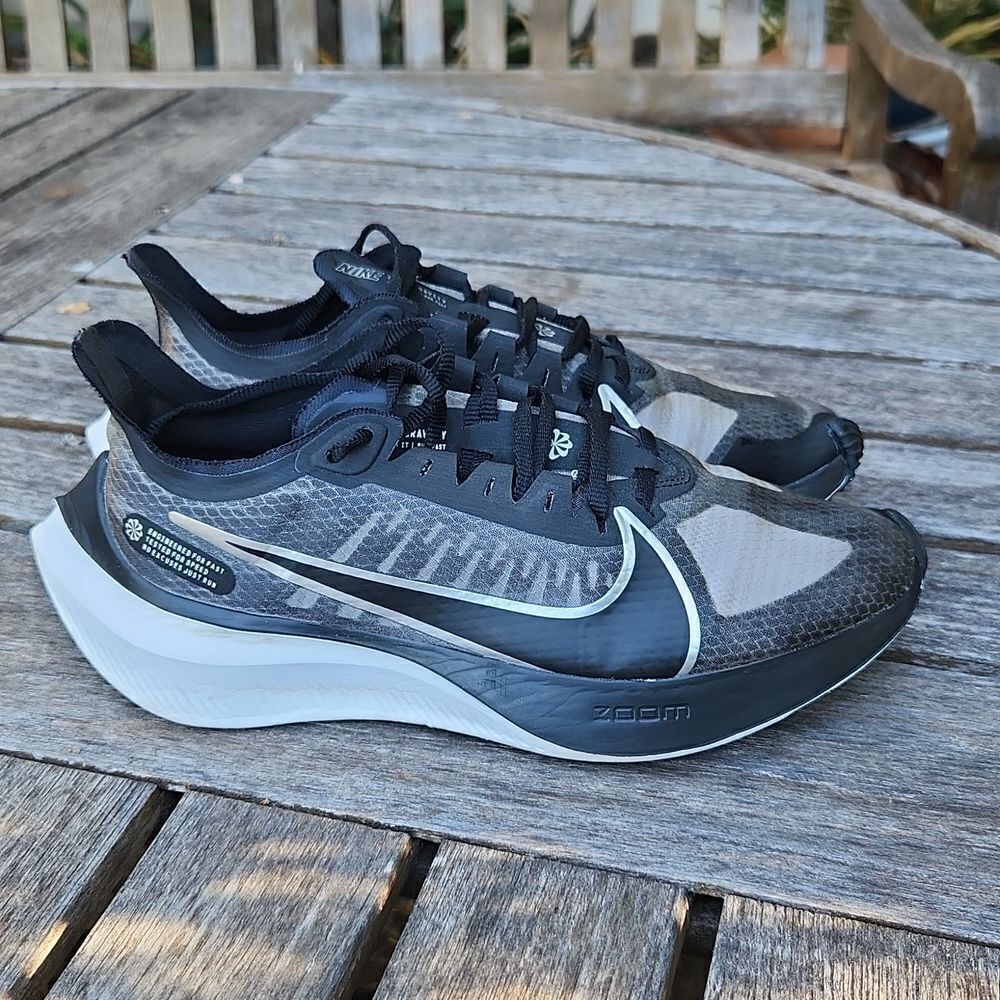 Nike Zoom Gravity Running Shoes 8